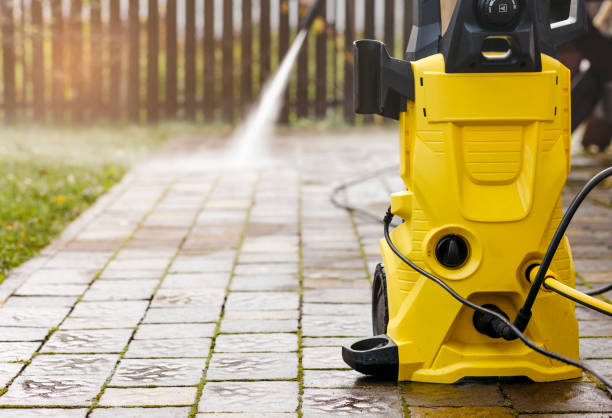 Best Playground Equipment Cleaning  in Mapleton, MN
