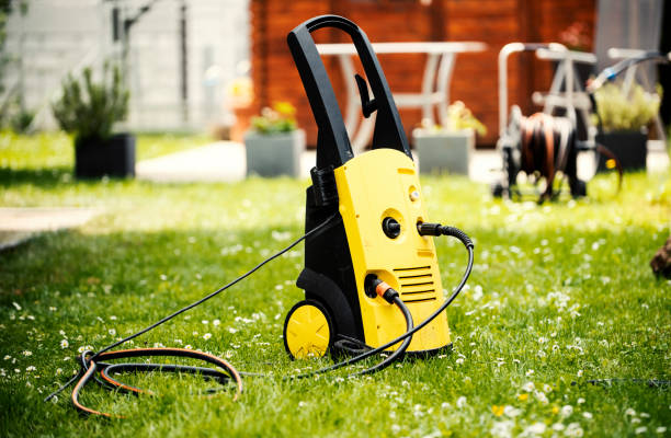 Professional Pressure Washing Services in Mapleton, MN